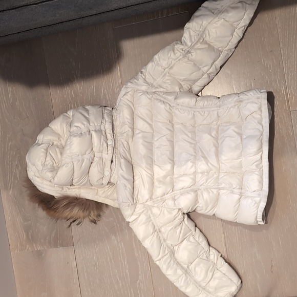 Moncler jacket for 1 year old - Picture 6 of 8